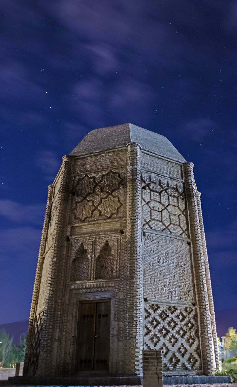 ابوبکر شبلی: عارف شیدا و پیام‌آور عشق الهی